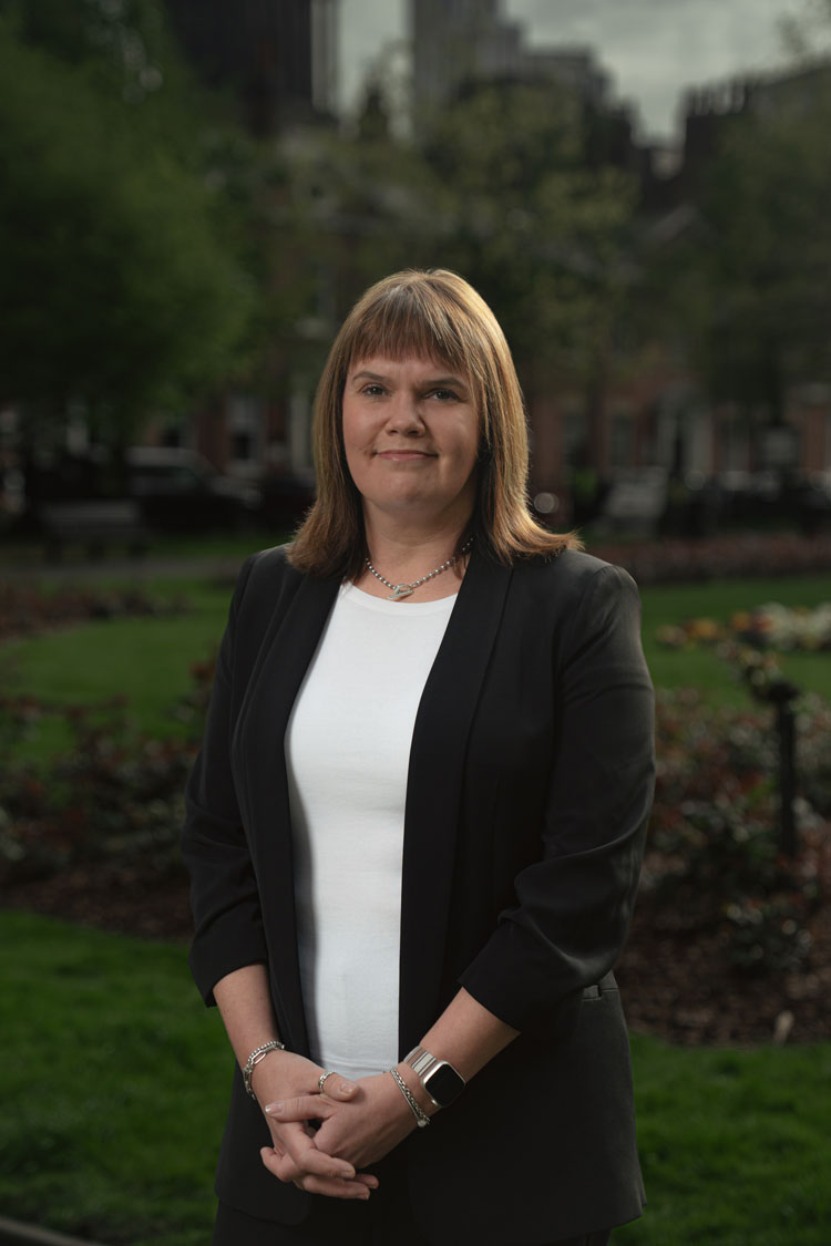 Portrait photograph of Lisa Aspin